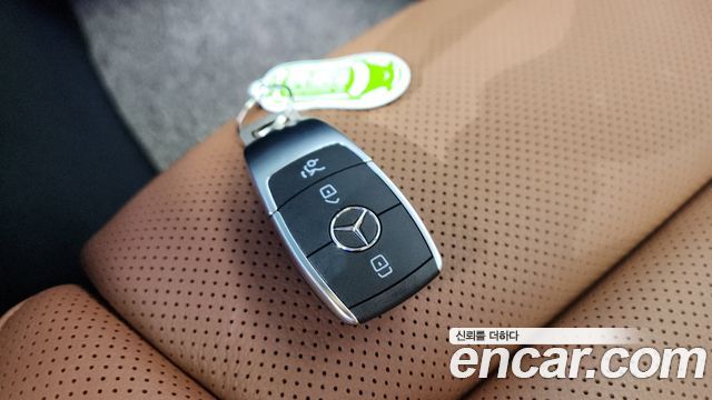 Mercedes-Benz GLC-Class GCL300 4MATIC Coupe