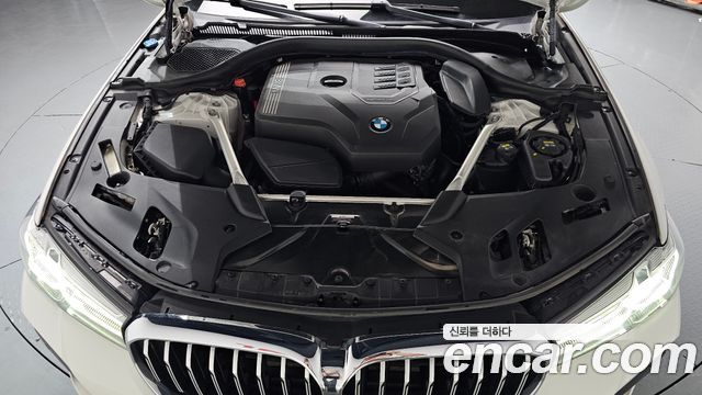 BMW 5-Series 530i xDrive M Sport Package