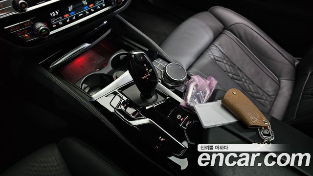 BMW 5-Series 530i xDrive M Sport Package