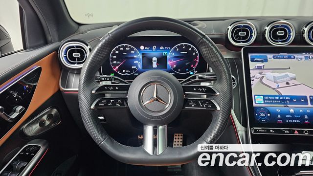 Mercedes-Benz GLC-Class GLC300 4MATIC AMG Line