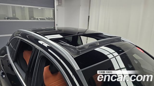 Mercedes-Benz GLC-Class GLC300 4MATIC AMG Line