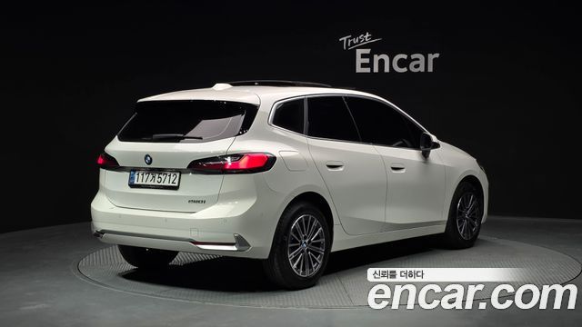 BMW 2-Series 220i Luxury