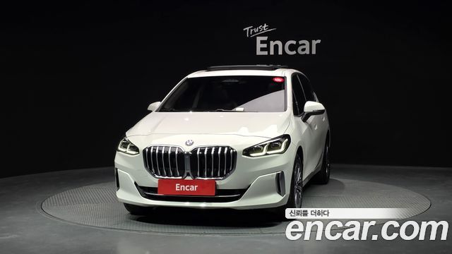 BMW 2-Series 220i Luxury