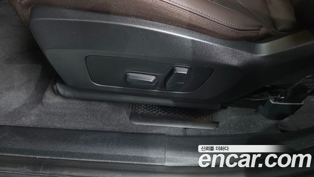 BMW 2-Series 220i Luxury