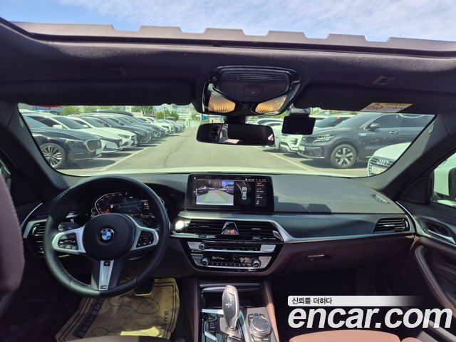 BMW 5-Series 523d M Sport