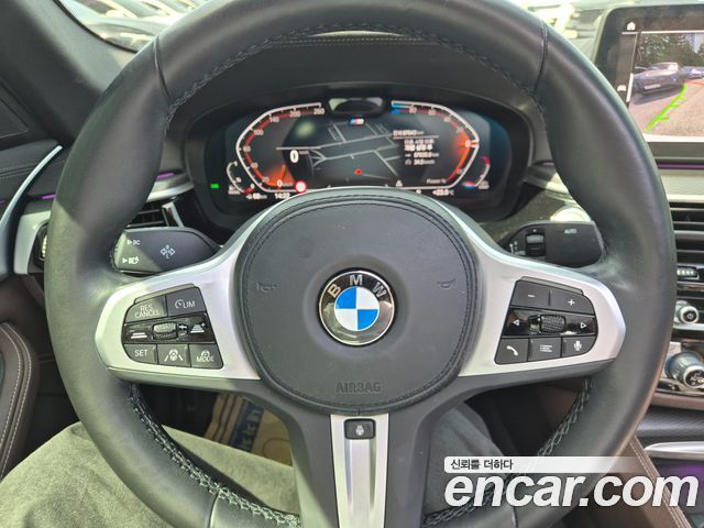 BMW 5-Series 523d M Sport