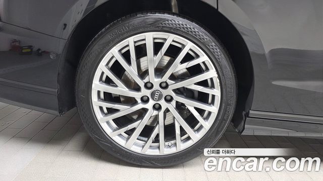 Audi A8 55 TFSI Quattro LWB