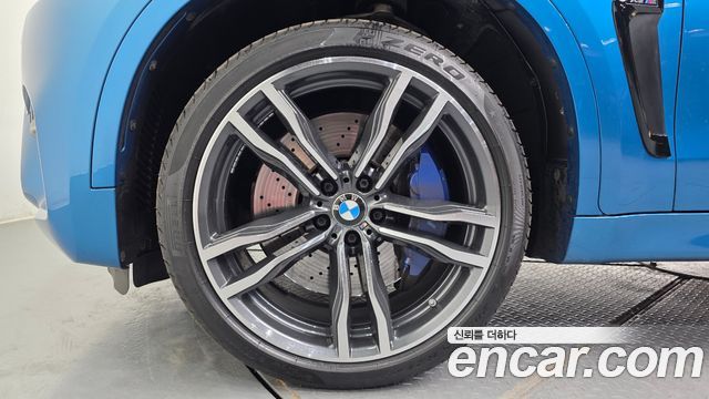 BMW X6M 4.4