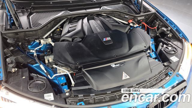 BMW X6M 4.4