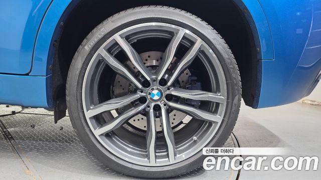 BMW X6M 4.4