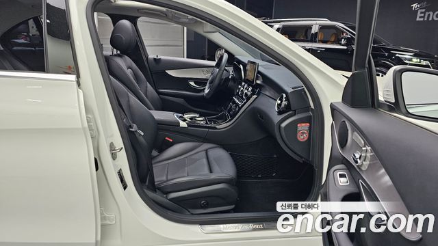 Mercedes-Benz C-Class C200 Avantgarde