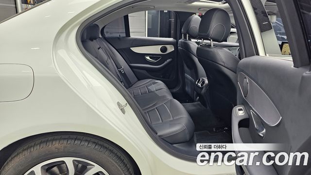 Mercedes-Benz C-Class C200 Avantgarde