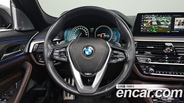 BMW 5-Series 530i xDrive M Sport Package Plus