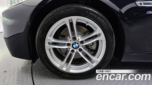 BMW 5-Series 528i M Aero Dynamic