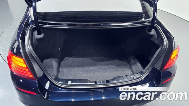 BMW 5-Series 528i M Aero Dynamic