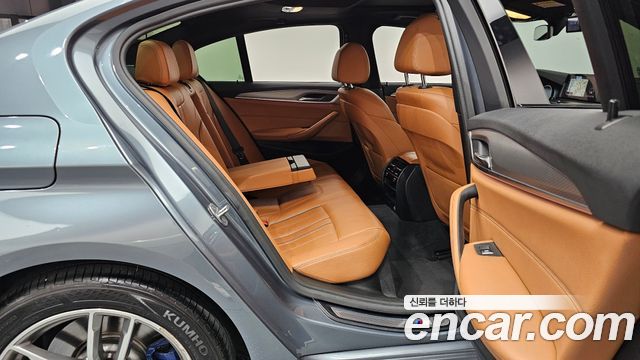 BMW 5-Series 530i xDrive M Sport Package