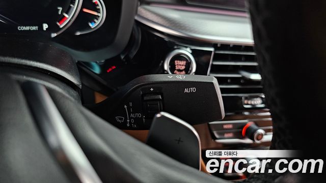 BMW 5-Series 530i xDrive M Sport Package