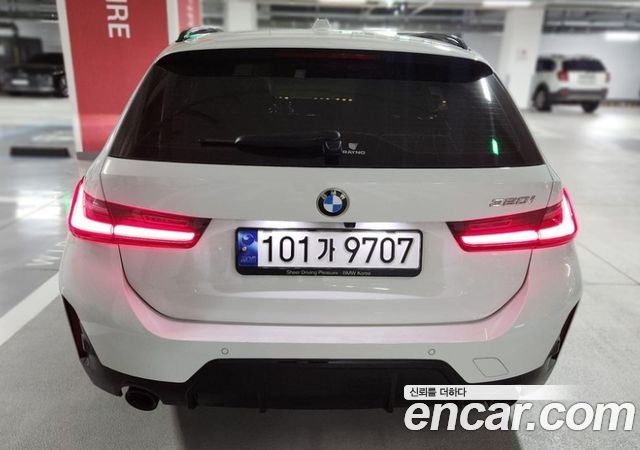 BMW 3-Series 320i Touring M Sports