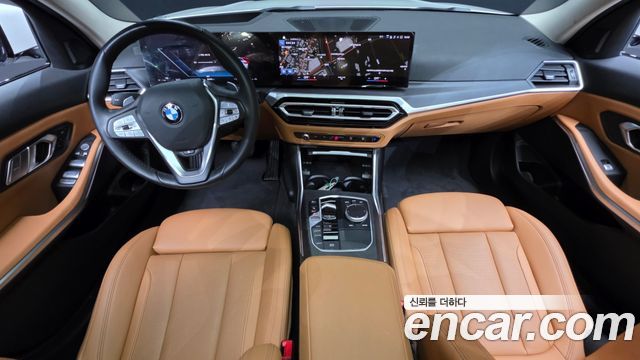 BMW 3-Series 320i
