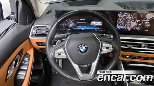 BMW 3-Series 320i