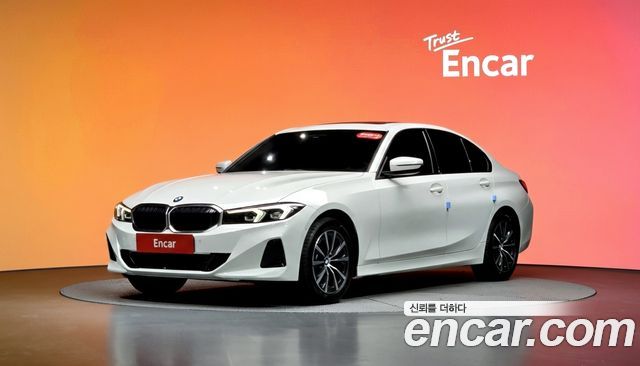 BMW 3-Series 320i