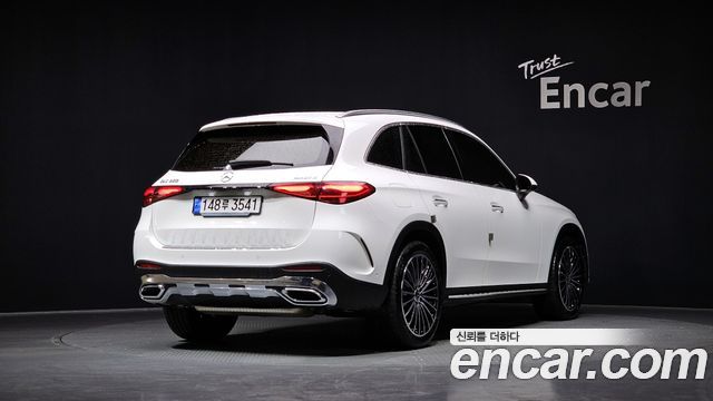 Mercedes-Benz GLC-Class GLC300 4MATIC AMG Line