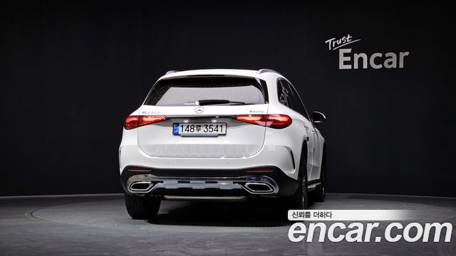 Mercedes-Benz GLC-Class GLC300 4MATIC AMG Line