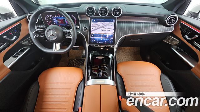 Mercedes-Benz GLC-Class GLC300 4MATIC AMG Line