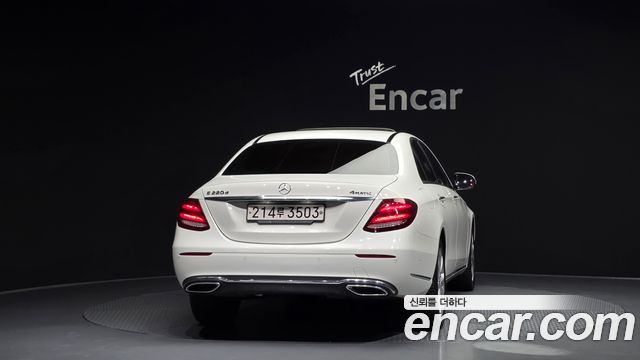 Mercedes-Benz E-Class E220d 4MATIC Exclusive