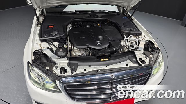 Mercedes-Benz E-Class E220d 4MATIC Exclusive