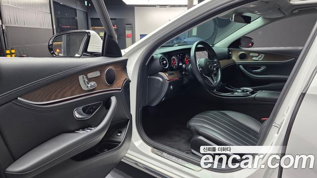 Mercedes-Benz E-Class E220d 4MATIC Exclusive