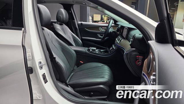 Mercedes-Benz E-Class E220d 4MATIC Exclusive