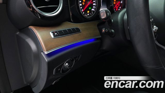 Mercedes-Benz E-Class E220d 4MATIC Exclusive