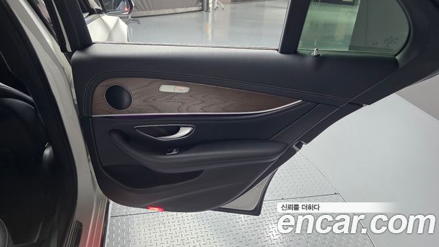 Mercedes-Benz E-Class E220d 4MATIC Exclusive