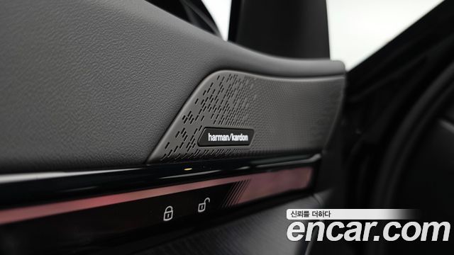 BMW 5-Series 530e