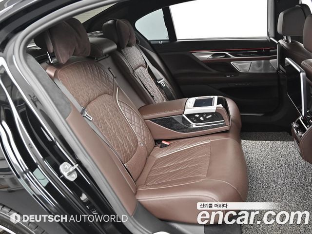 BMW 7-Series 730Ld xDrive M Sport