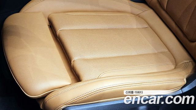 BMW 3-Series 320i
