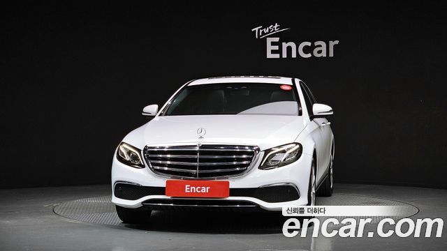 Mercedes-Benz E-Class E300 Exclusive
