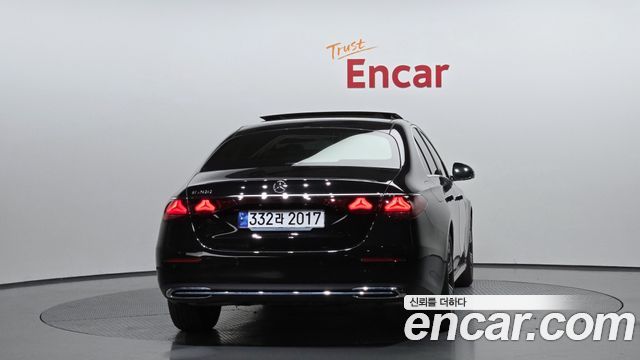 Mercedes-Benz E-Class E200 Avantgarde
