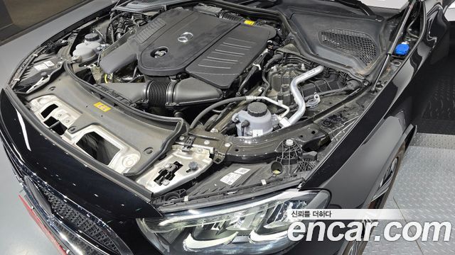 Mercedes-Benz E-Class E200 Avantgarde