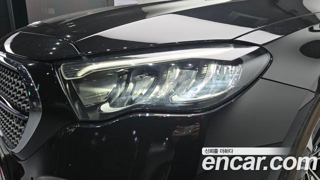 Mercedes-Benz E-Class E200 Avantgarde