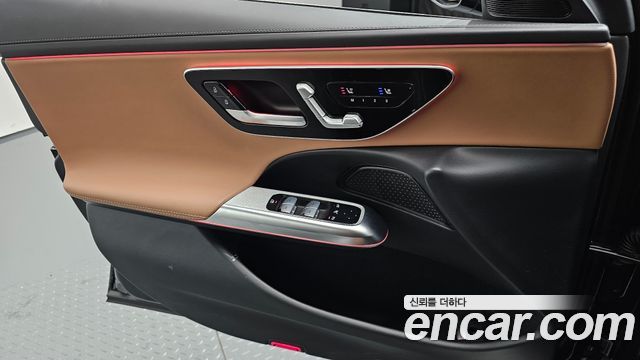 Mercedes-Benz E-Class E200 Avantgarde