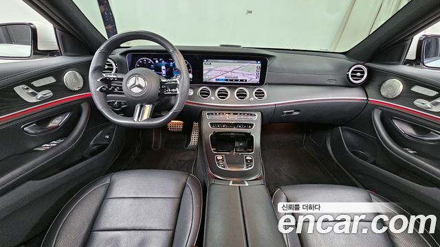 Mercedes-Benz E-Class E220d 4MATIC AMG Line