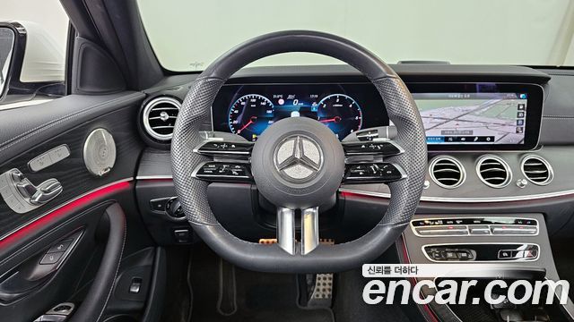 Mercedes-Benz E-Class E220d 4MATIC AMG Line