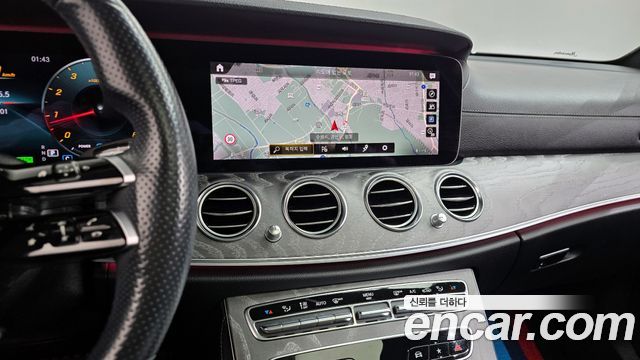 Mercedes-Benz E-Class E350 4MATIC AMG Line Edition