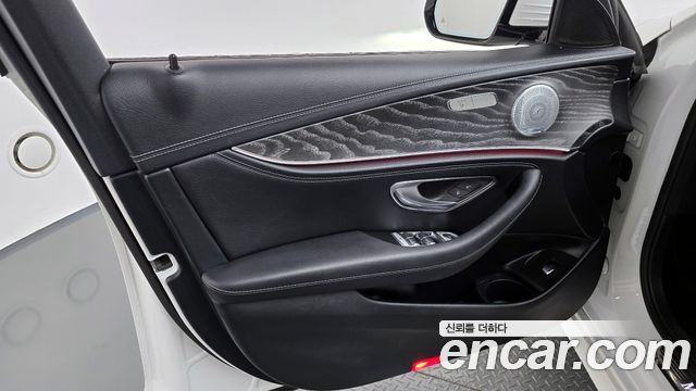 Mercedes-Benz E-Class E350 4MATIC AMG Line Edition