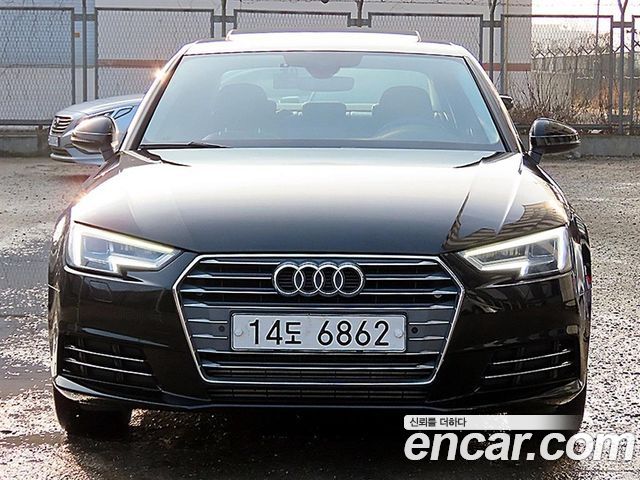 Audi A4 45 TFSI Premium