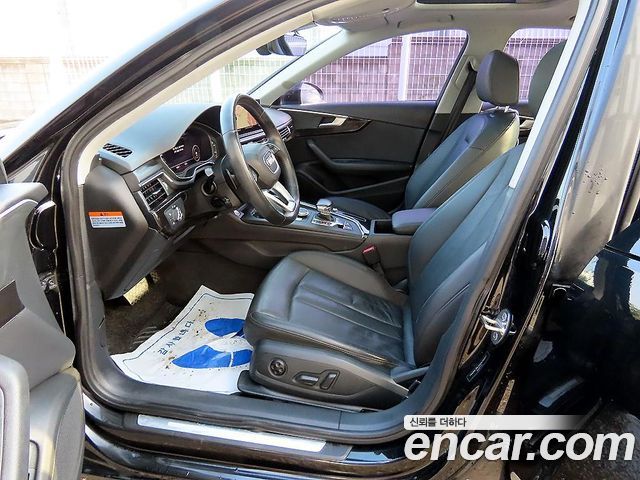 Audi A4 45 TFSI Premium