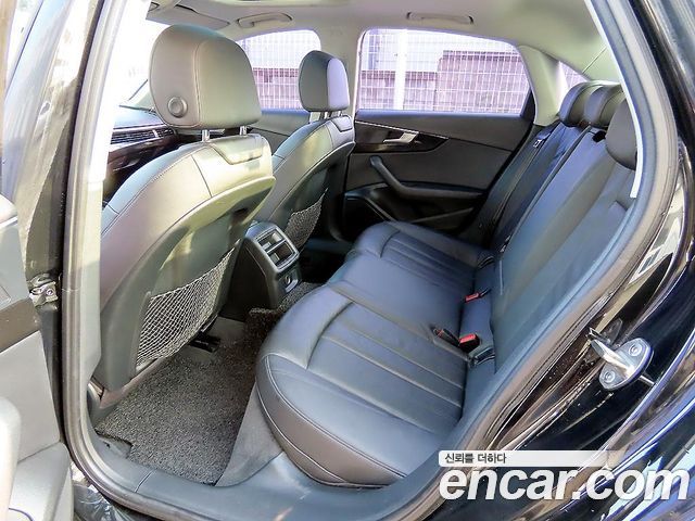 Audi A4 45 TFSI Premium
