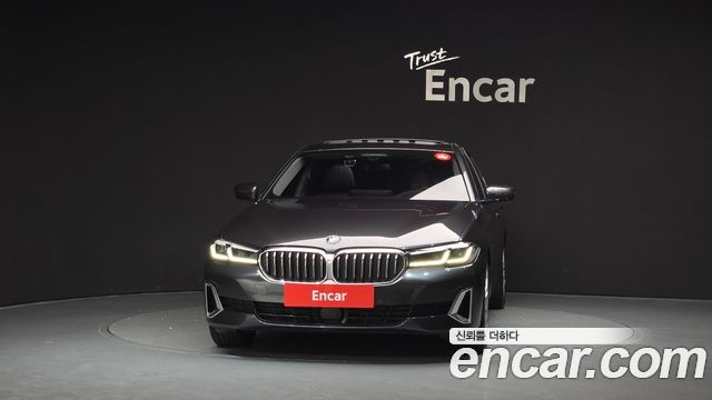 BMW 5-Series 523d Luxury